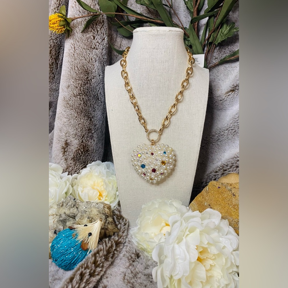 HOLIDAY SALE Betsey Johnson pearl heart